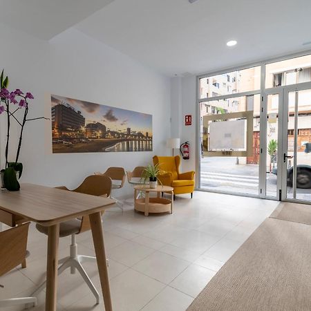Nuevos Lightbooking Livian Suites Las Palmas Екстериор снимка