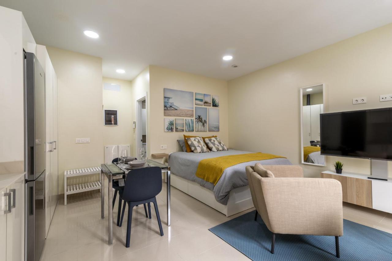 Nuevos Lightbooking Livian Suites Las Palmas Екстериор снимка