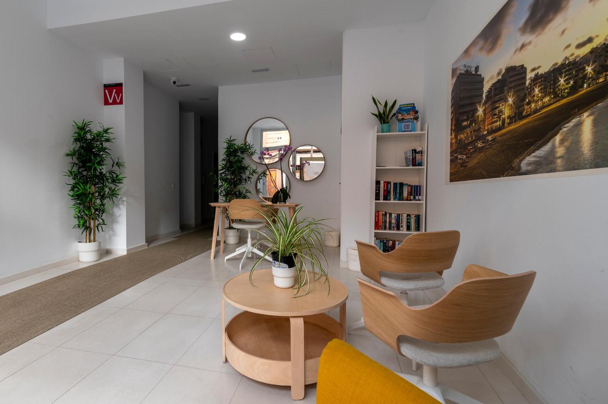 Nuevos Lightbooking Livian Suites Las Palmas Екстериор снимка